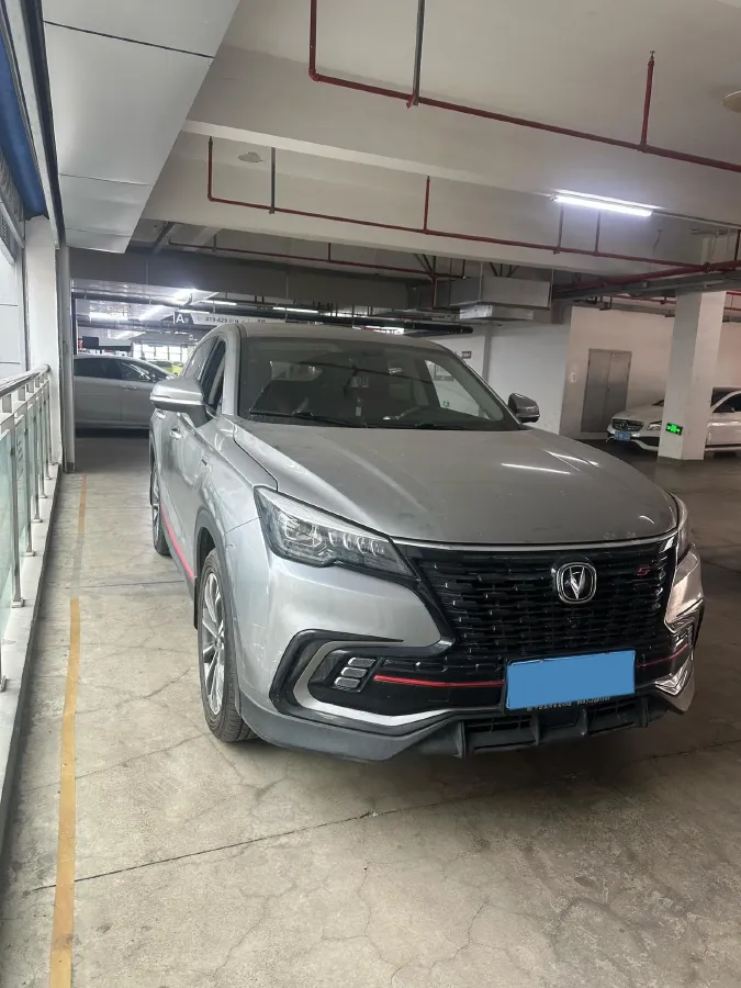 2021 ChangAn CS85 Coupe 1.5T 178HP L4 7DCT,autocango,china used car exporter,china ev exporter,chinese used car exporter,chinese used ev exporter