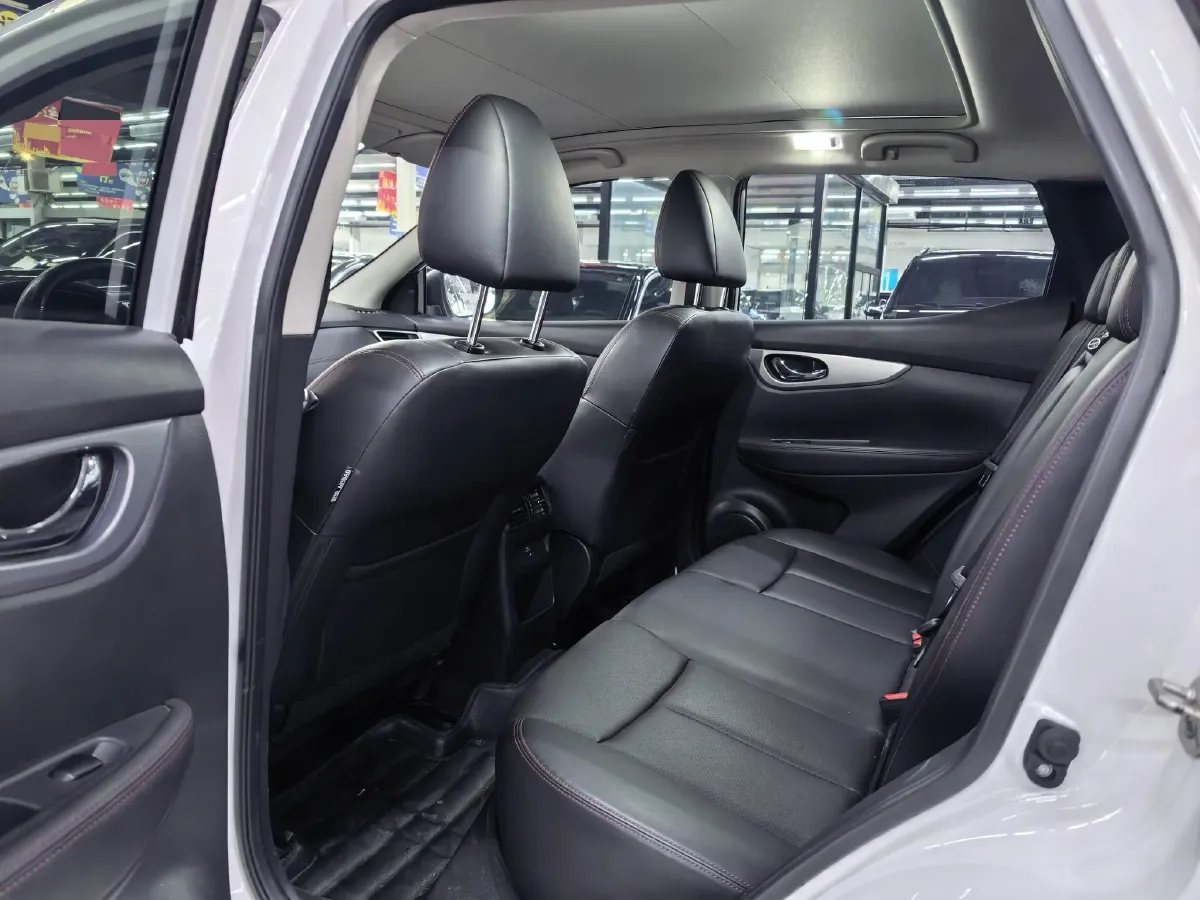 2023 Nissan Qashqai 2.0L 151HP L4 CVT,autocango,china used car exporter,china ev exporter,chinese used car exporter,chinese used ev exporter