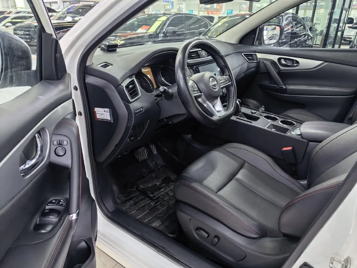 2023 Nissan Qashqai 2.0L 151HP L4 CVT,autocango,china used car exporter,china ev exporter,chinese used car exporter,chinese used ev exporter