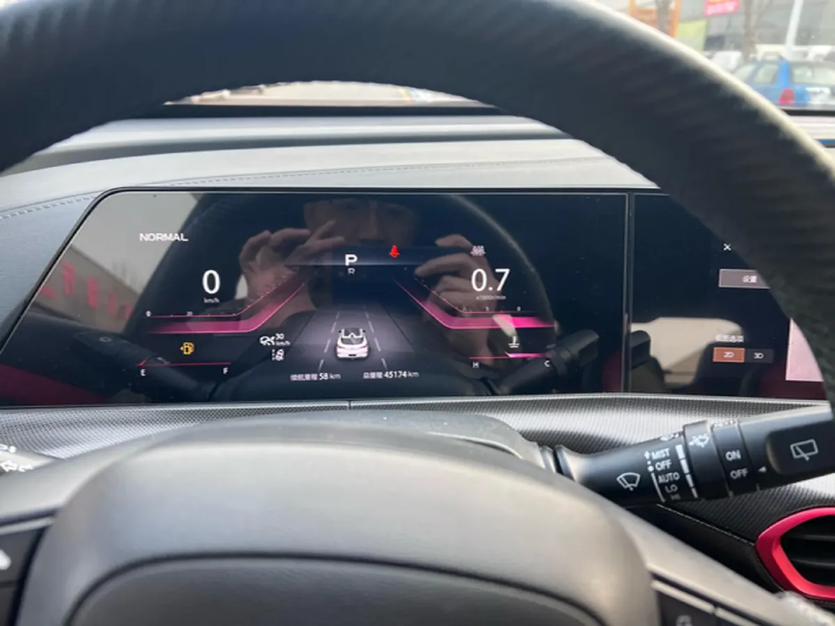 2020 ChangAn UNI-T 1.5T 180HP L4 7DCT,autocango,china used car exporter,china ev exporter,chinese used car exporter,chinese used ev exporter