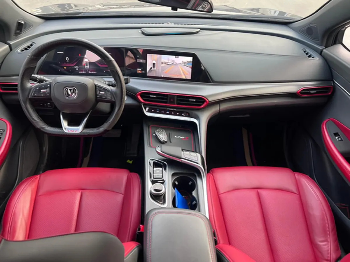 2020 ChangAn UNI-T 1.5T 180HP L4 7DCT,autocango,china used car exporter,china ev exporter,chinese used car exporter,chinese used ev exporter