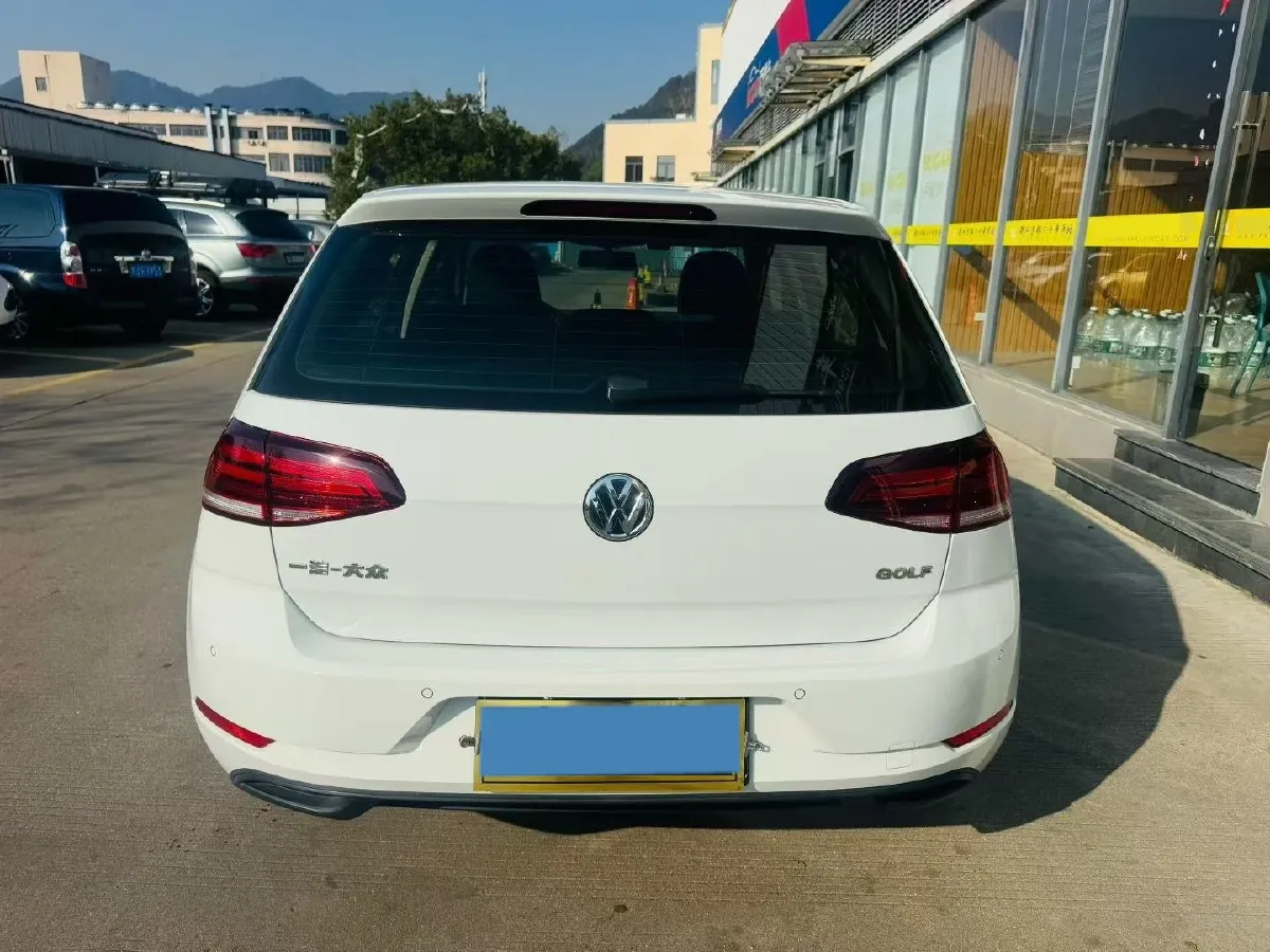 2019 Volkswagen Golf 1.6L 110HP L4 6AT,autocango,china used car exporter,china ev exporter,chinese used car exporter,chinese used ev exporter