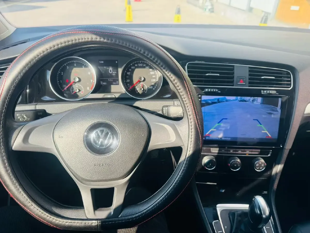 2019 Volkswagen Golf 1.6L 110HP L4 6AT,autocango,china used car exporter,china ev exporter,chinese used car exporter,chinese used ev exporter