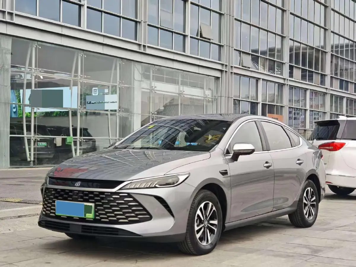 2025 BYD Qin Plus 1.5L 101HP L4 E-CVT PHEV 15.8KWH