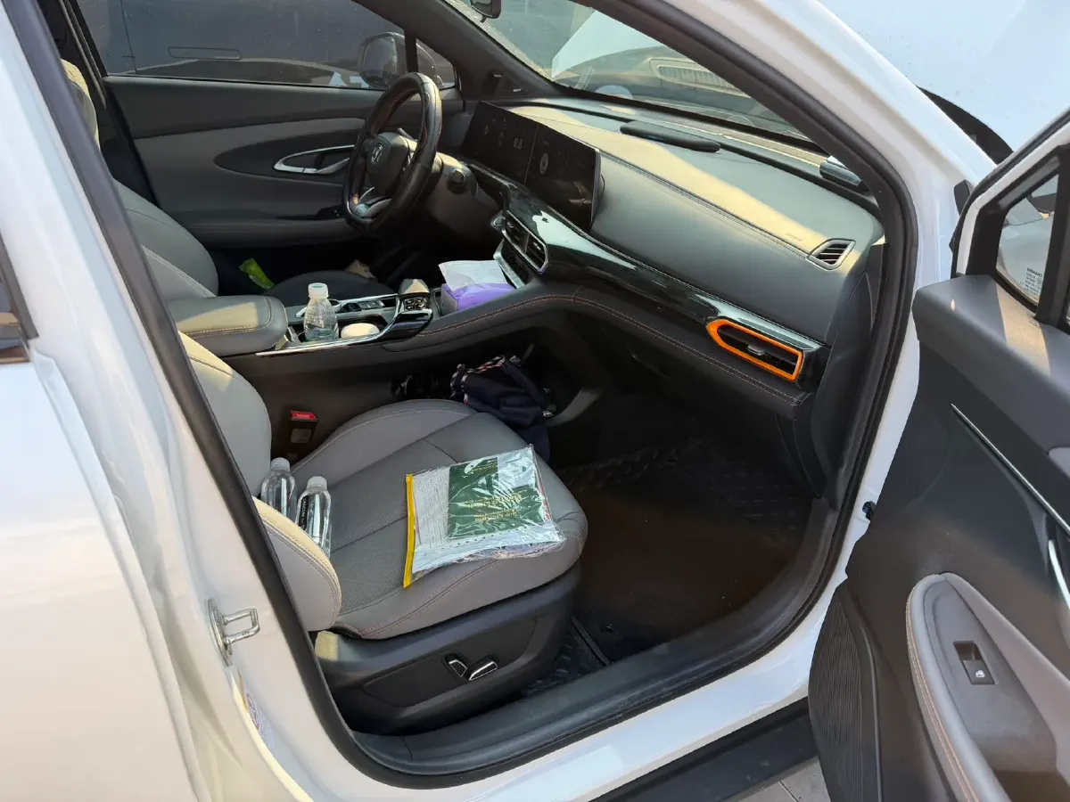 2022 ChangAn UNI-T 1.5T 188HP L4 7DCT,autocango,china used car exporter,china ev exporter,chinese used car exporter,chinese used ev exporter