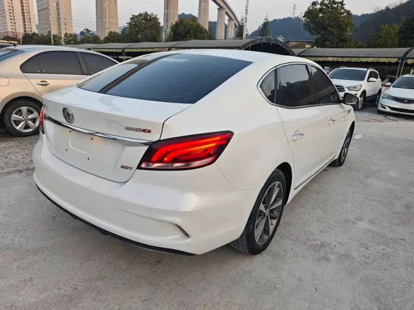 2019 MAXUS D60 1.5T 169HP L4 7DCT,autocango,china used car exporter,china ev exporter,chinese used car exporter,chinese used ev exporter