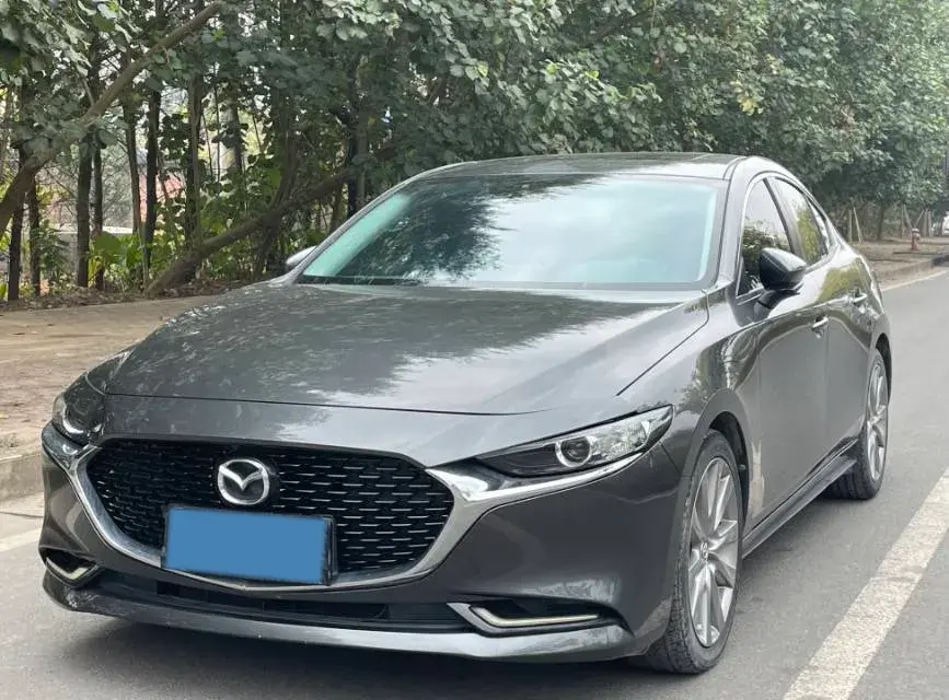 2020 Mazda 3 Axela 2.0L 158HP L4 6AT