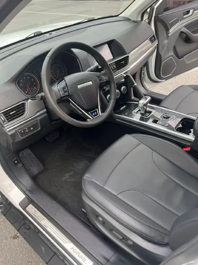 2018 Haval H6 1.5T 150HP L4 7DCT,autocango,china used car exporter,china ev exporter,chinese used car exporter,chinese used ev exporter