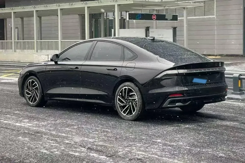 2022 Lincoln Z 2.0T 246HP L4 8AT,autocango,china used car exporter,china ev exporter,chinese used car exporter,chinese used ev exporter