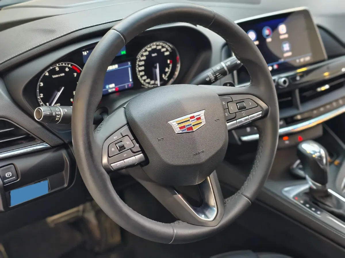 2021 Cadillac CT4 2.0T 237HP L4 8AT,autocango,china used car exporter,china ev exporter,chinese used car exporter,chinese used ev exporter