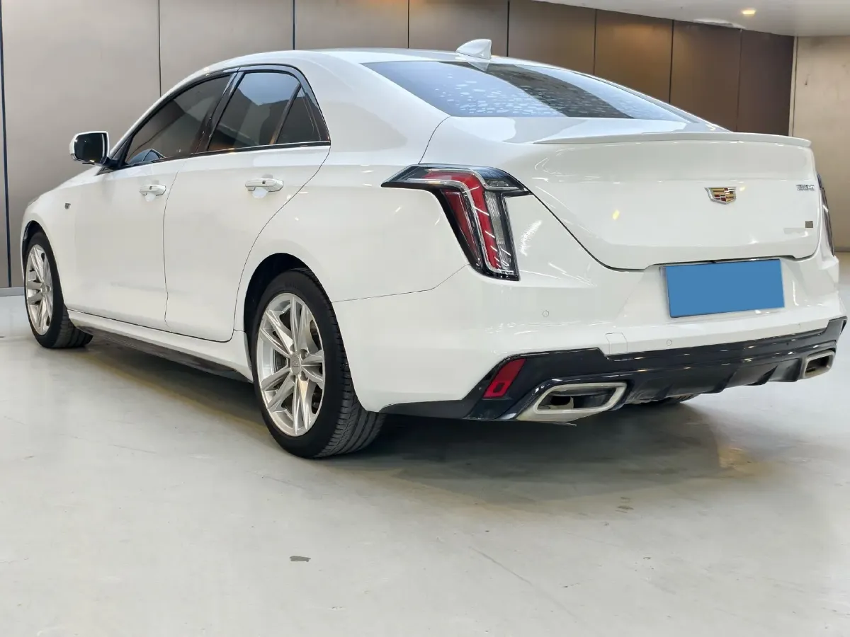 2021 Cadillac CT4 2.0T 237HP L4 8AT,autocango,china used car exporter,china ev exporter,chinese used car exporter,chinese used ev exporter