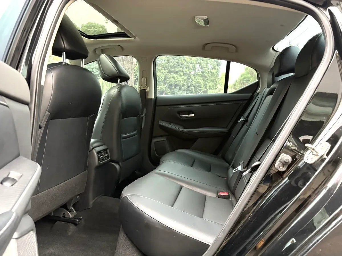 2021 Nissan Sylphy 1.6L 135HP L4 CVT,autocango,china used car exporter,china ev exporter,chinese used car exporter,chinese used ev exporter