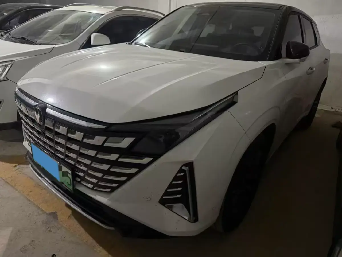 2024 ChangAn UNI-Z 1.5L 98HP L4 E-CVT PHEV 18.4KWH