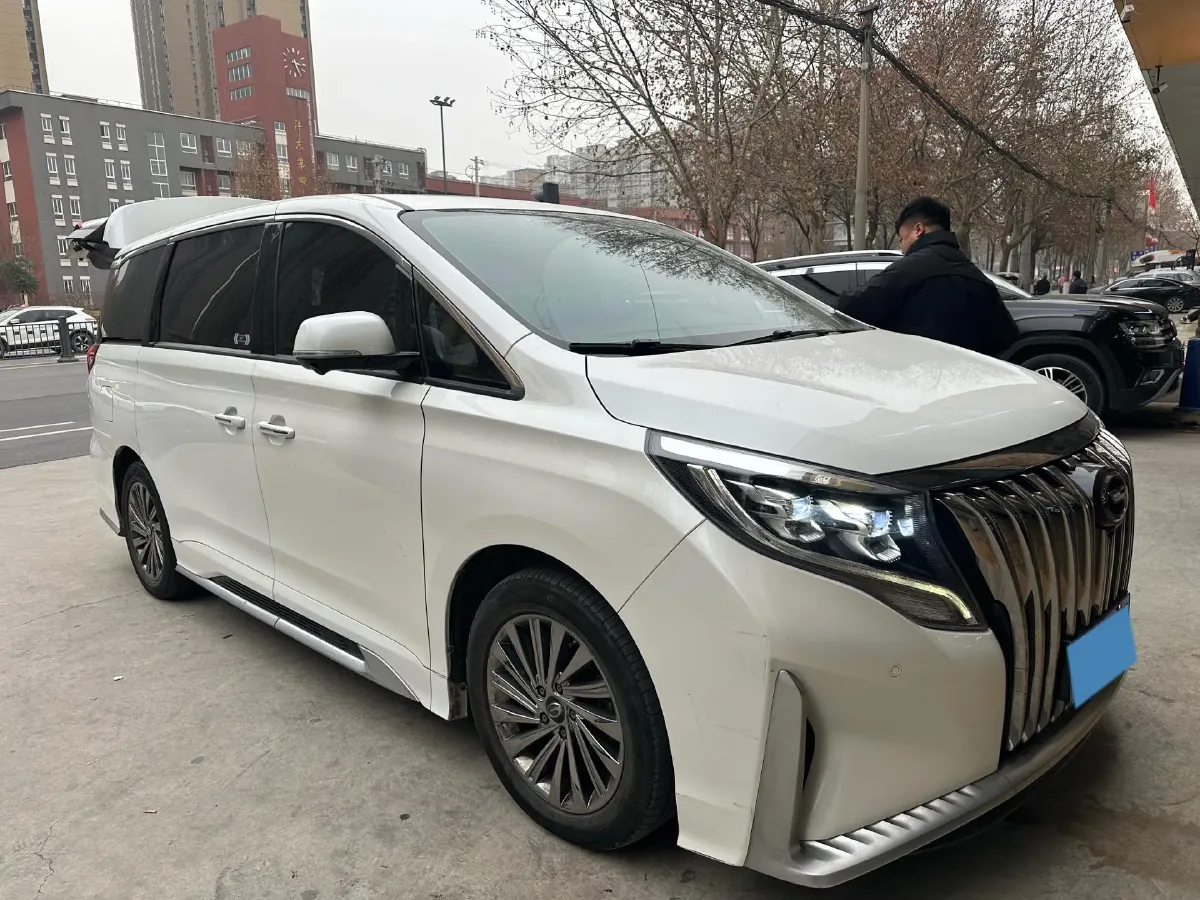 2021 GAC Trumpchi M8 2.0T 252HP L4 8AT,autocango,china used car exporter,china ev exporter,chinese used car exporter,chinese used ev exporter