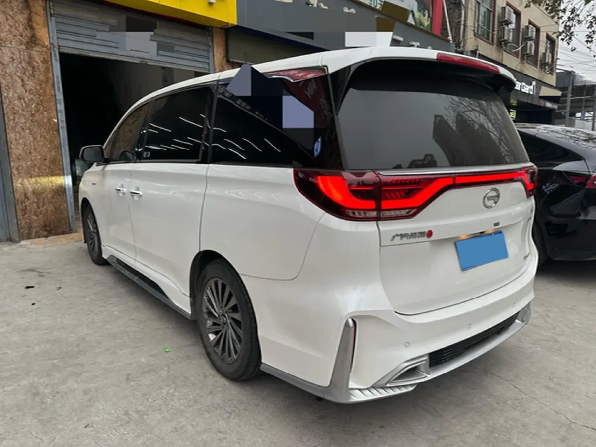 2021 GAC Trumpchi M8 2.0T 252HP L4 8AT,autocango,china used car exporter,china ev exporter,chinese used car exporter,chinese used ev exporter