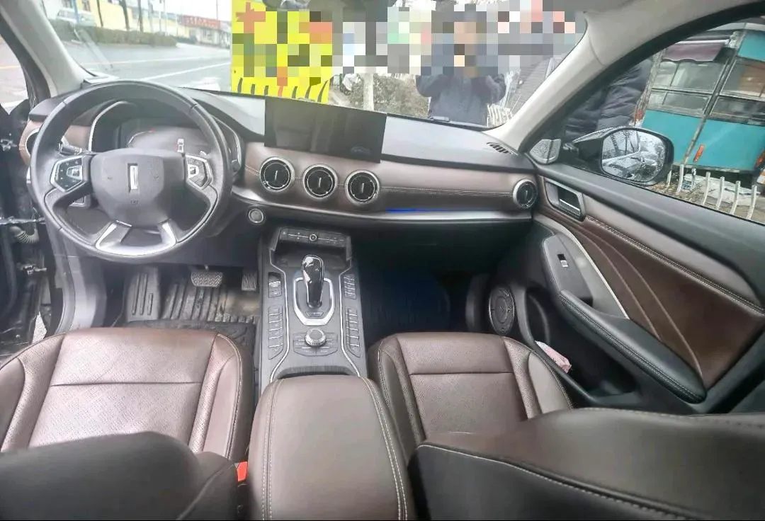 2020 WEY VV6 2.0T 227HP L4 7DCT,autocango,china used car exporter,china ev exporter,chinese used car exporter,chinese used ev exporter