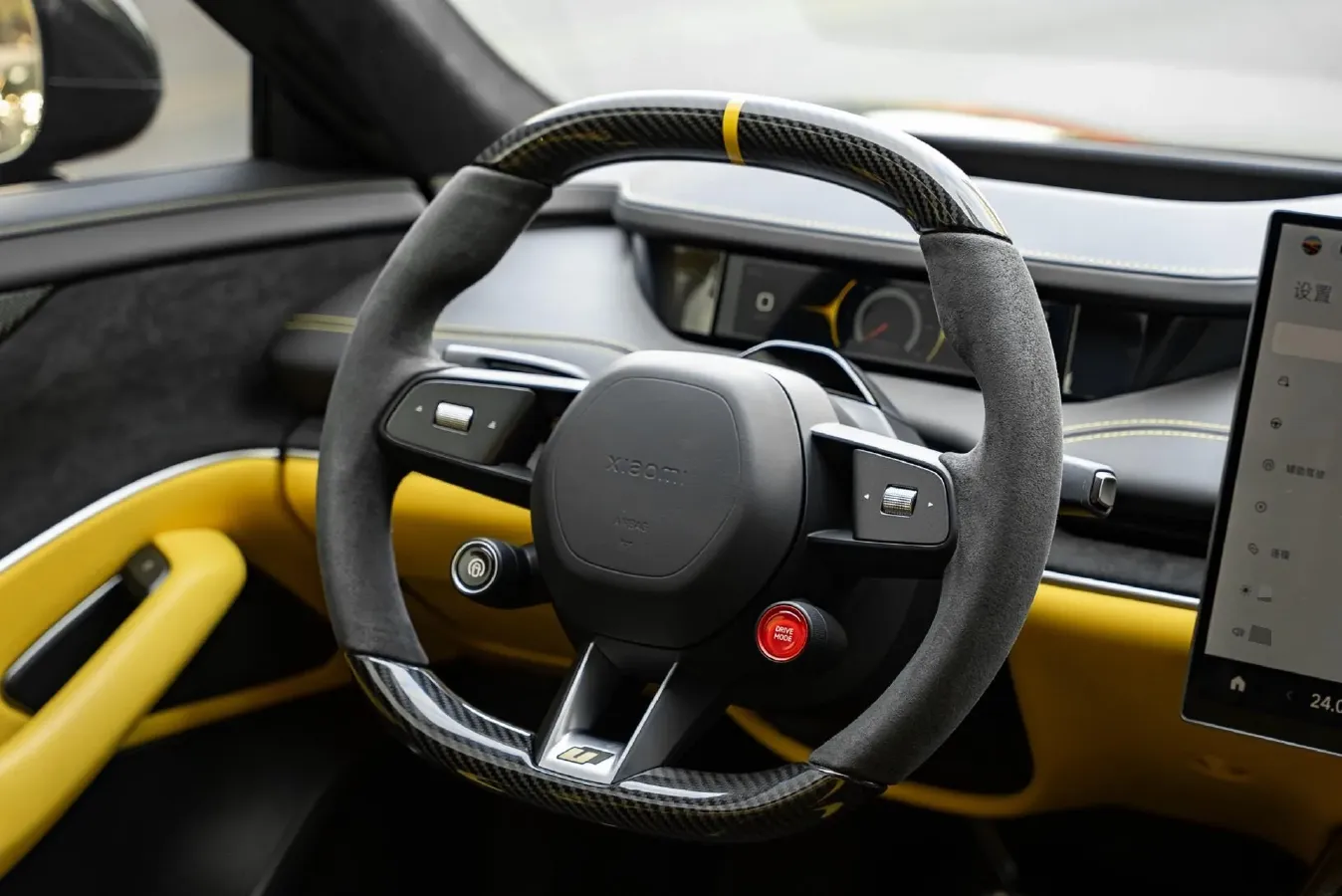 2025 MI SU7 Ultra BEV 93.7KWH,autocango,china used car exporter,china ev exporter,chinese used car exporter,chinese used ev exporter