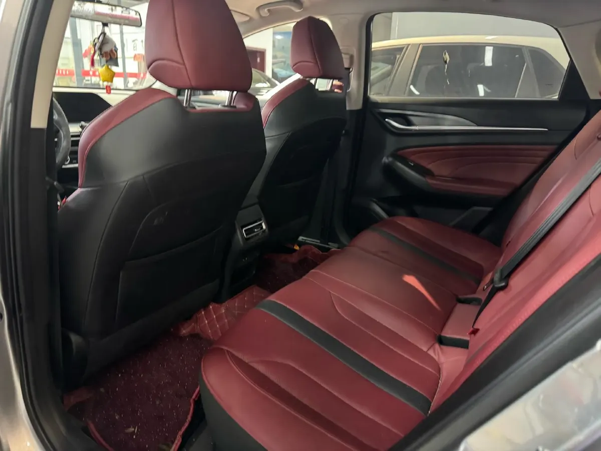 2021 ChangAn Eado 1.4T 160HP L4 7DCT,autocango,china used car exporter,china ev exporter,chinese used car exporter,chinese used ev exporter