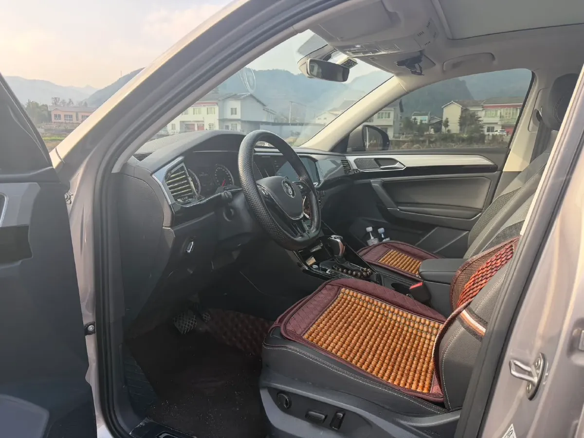 2020 Volkswagen Tayron 2.0T 186HP L4 7DCT,autocango,china used car exporter,china ev exporter,chinese used car exporter,chinese used ev exporter