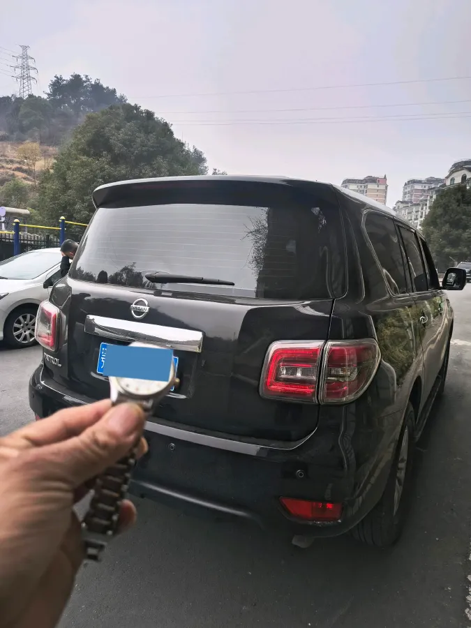 2018 Nissan Patrol 4.0L 279HP V6 7AT,autocango,china used car exporter,china ev exporter,chinese used car exporter,chinese used ev exporter
