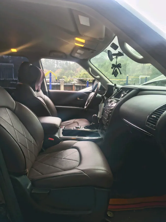 2018 Nissan Patrol 4.0L 279HP V6 7AT,autocango,china used car exporter,china ev exporter,chinese used car exporter,chinese used ev exporter