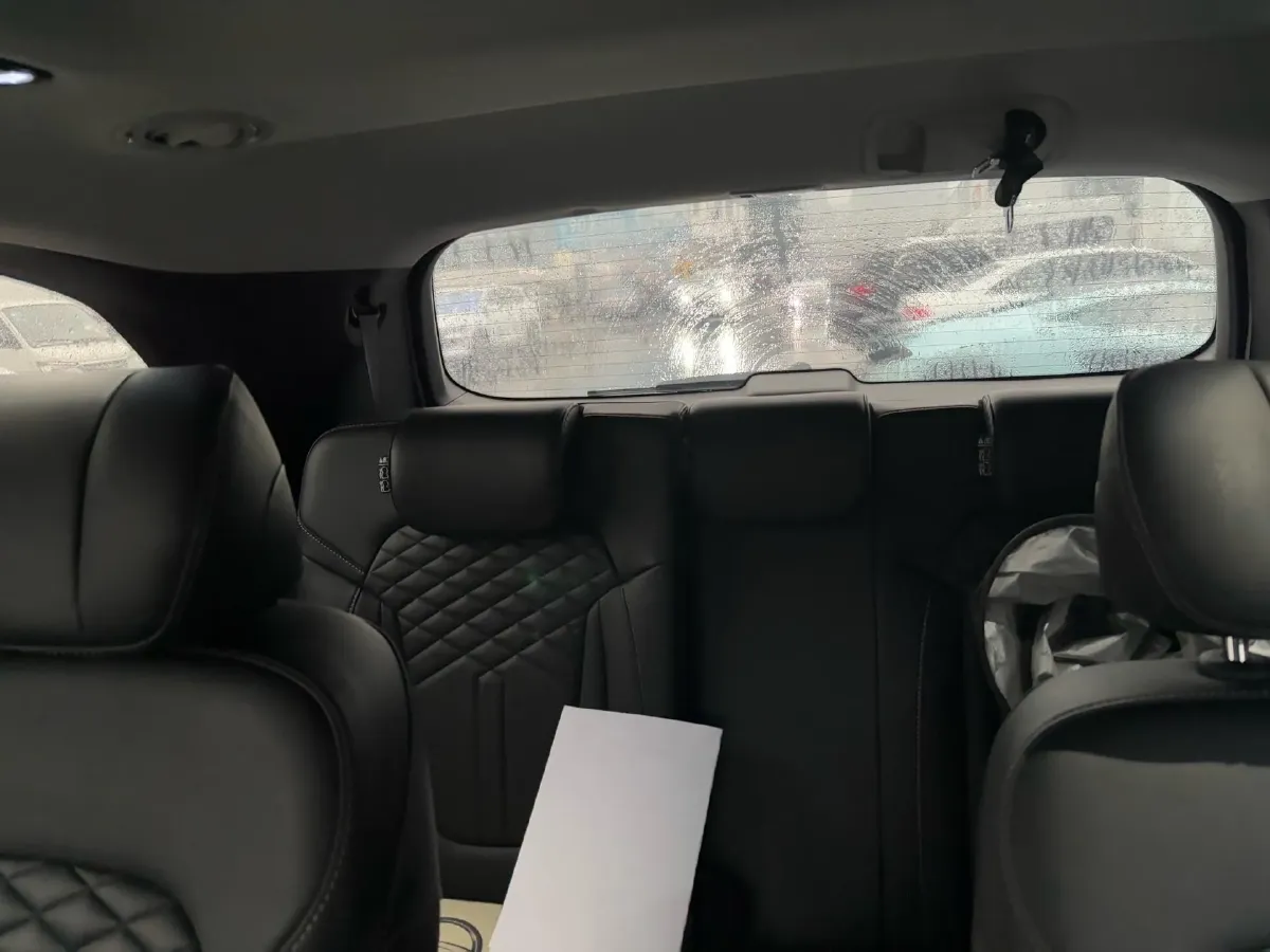 2022 Hyundai Custo 1.5T 170HP L4 8AT,autocango,china used car exporter,china ev exporter,chinese used car exporter,chinese used ev exporter