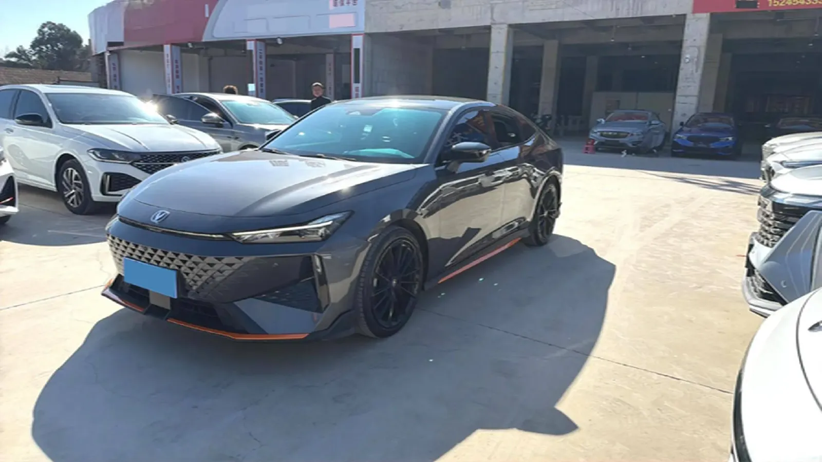 2024 ChangAn UNI-V 1.5T 188HP L4 7DCT,autocango,china used car exporter,china ev exporter,chinese used car exporter,chinese used ev exporter