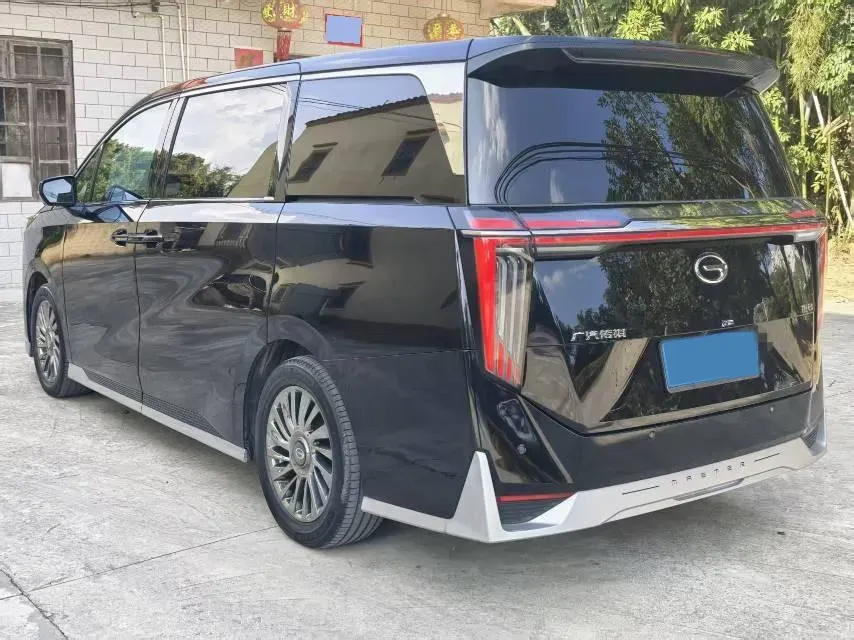 2023 GAC Trumpchi M8 2.0T 252HP L4 8AT,autocango,china used car exporter,china ev exporter,chinese used car exporter,chinese used ev exporter