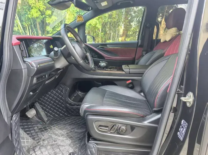 2023 GAC Trumpchi M8 2.0T 252HP L4 8AT,autocango,china used car exporter,china ev exporter,chinese used car exporter,chinese used ev exporter