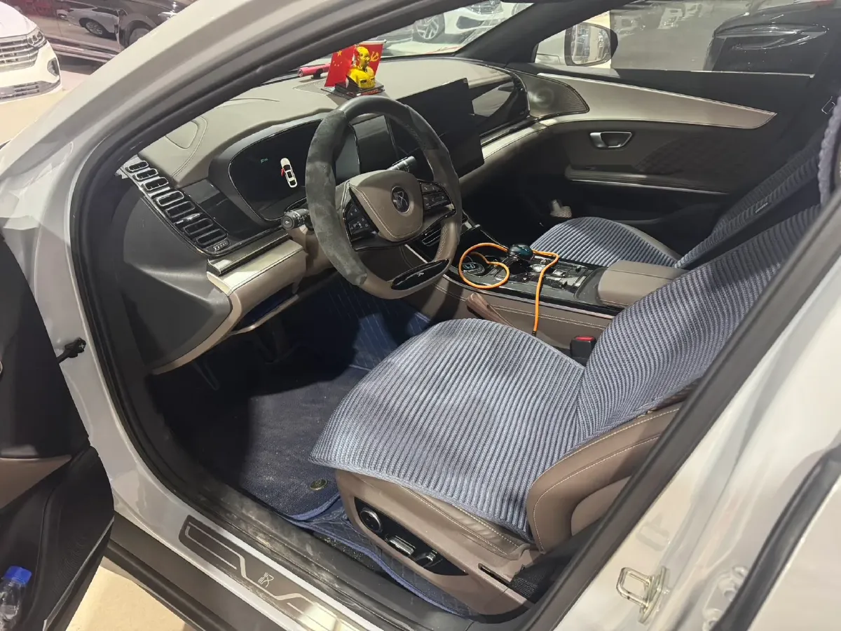 2024 BYD Han 1.5T 139HP L4 E-CVT PHEV 18.316KWH,autocango,china used car exporter,china ev exporter,chinese used car exporter,chinese used ev exporter