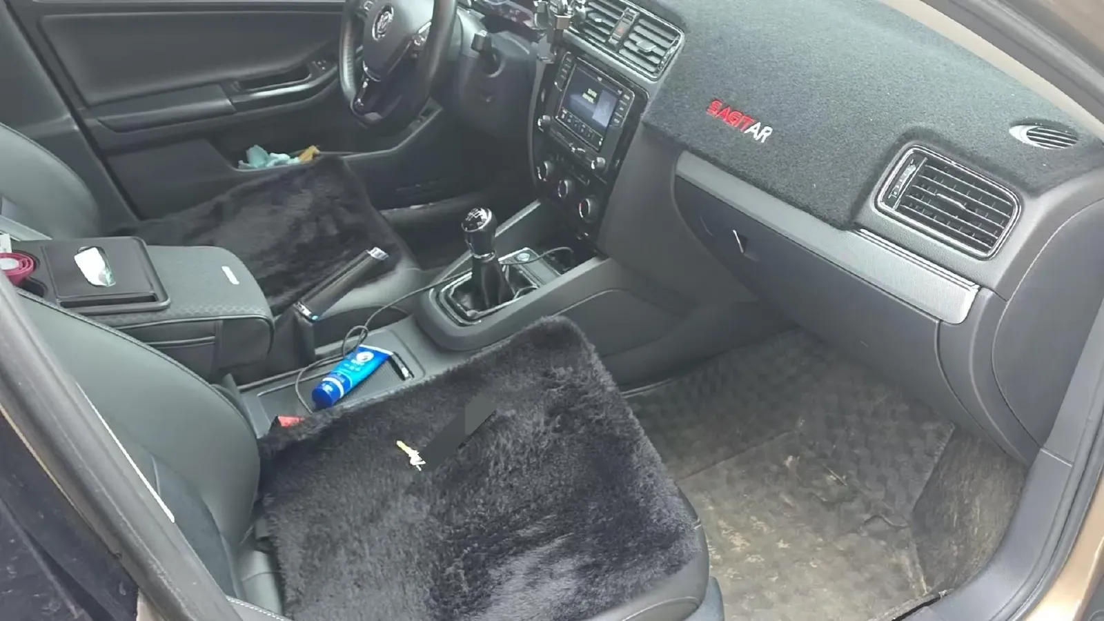 2018 KingLong KaiTe 2.3T 110HP L4 5MT,autocango,china used car exporter,china ev exporter,chinese used car exporter,chinese used ev exporter