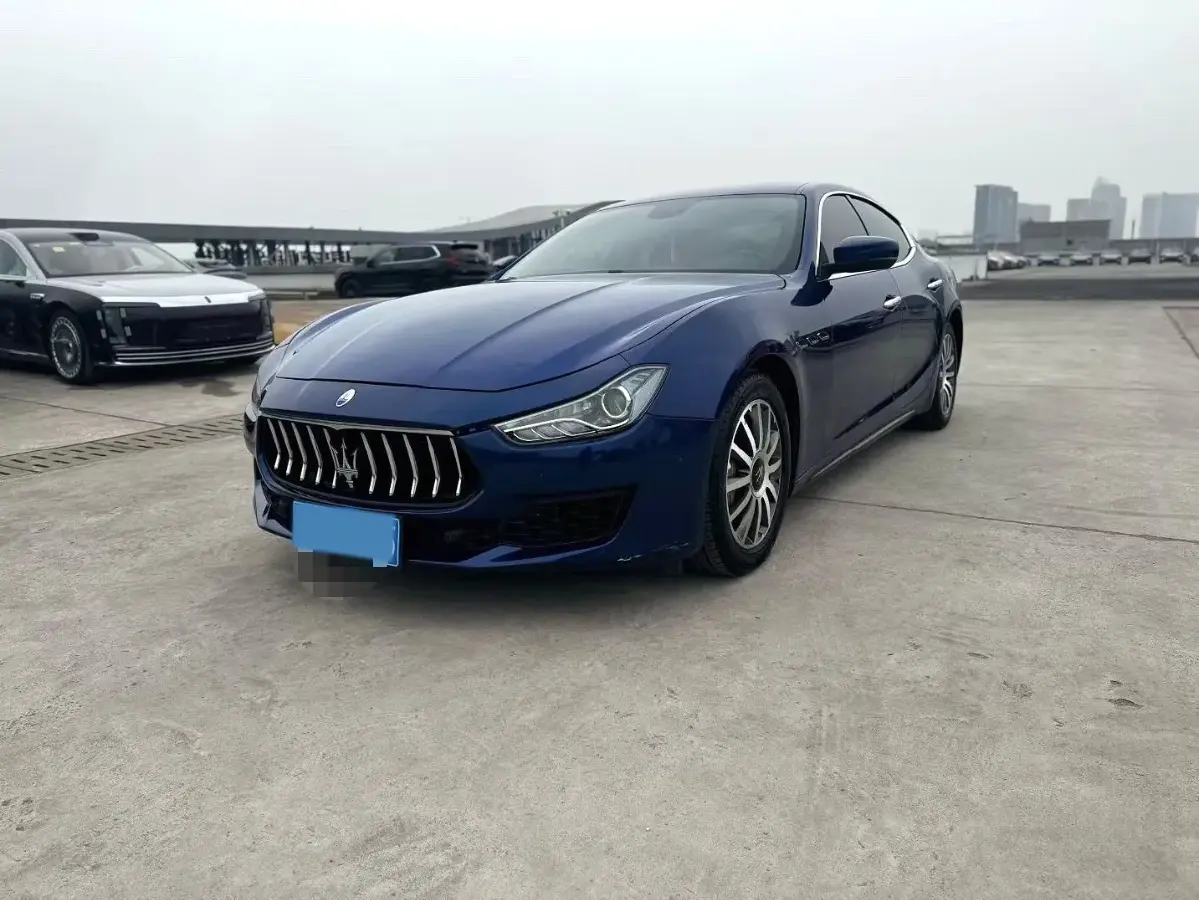 2018 Maserati Ghibli 3.0T 350HP V6 8AT