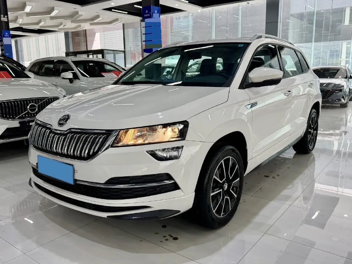 2022 Skoda Karoq 1.4T 150HP L4 7DCT,autocango,china used car exporter,china ev exporter,chinese used car exporter,chinese used ev exporter