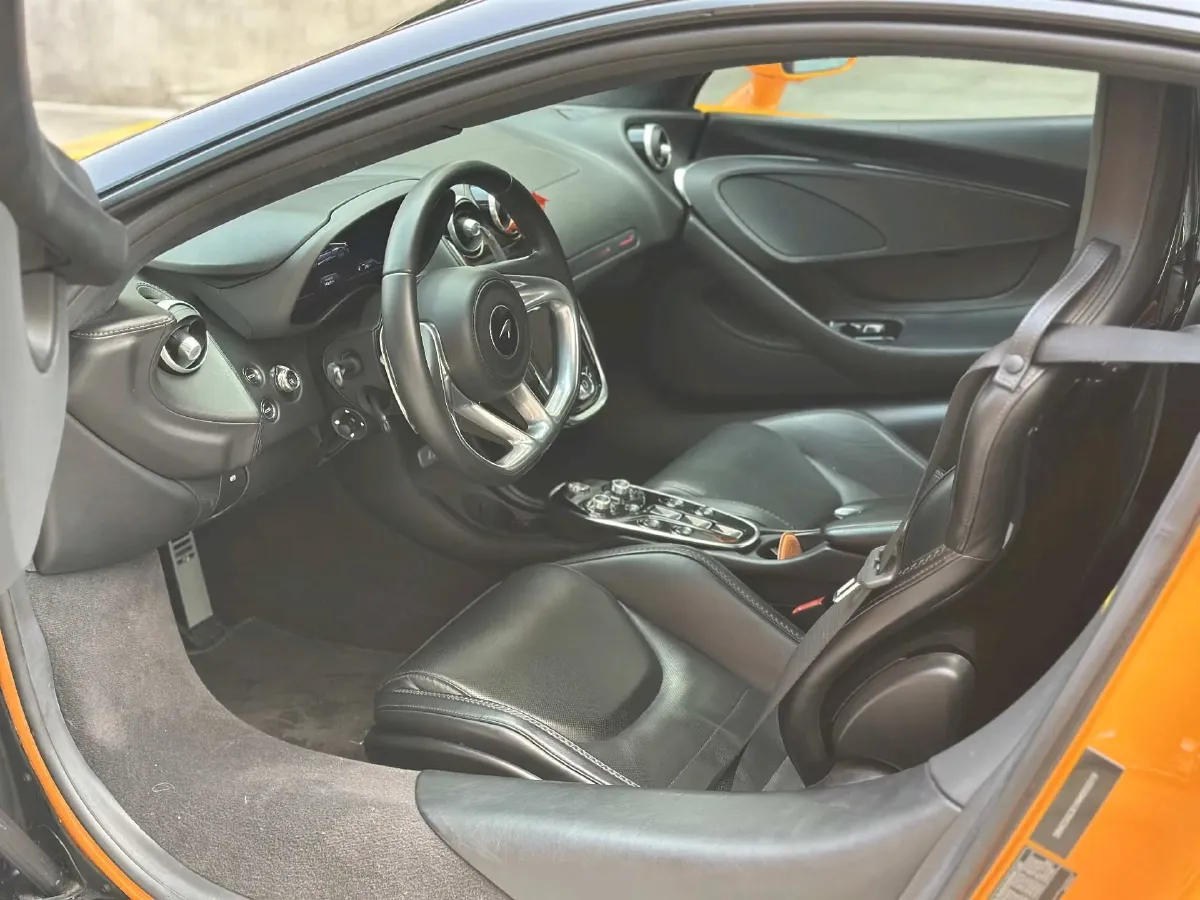 2022 McLaren GT 4.0T 620HP V8 7DCT,autocango,china used car exporter,china ev exporter,chinese used car exporter,chinese used ev exporter