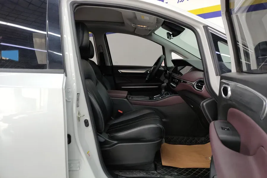 2023 GAC Trumpchi M6 1.5T 177HP L4 7DCT,autocango,china used car exporter,china ev exporter,chinese used car exporter,chinese used ev exporter