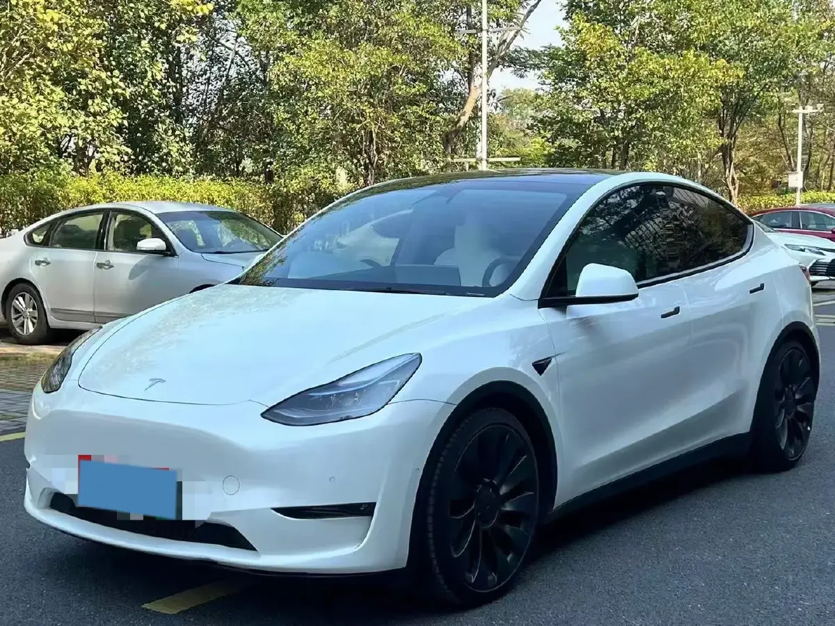2022 Tesla Model Y BEV 60KWH
