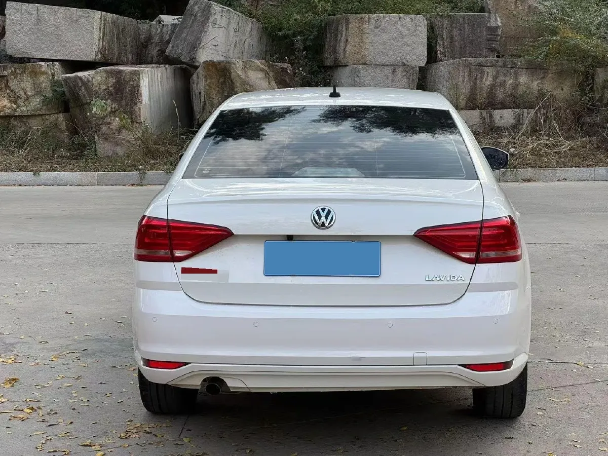 2018 Volkswagen Lavida 1.5L 112HP L4 6AT,autocango,china used car exporter,china ev exporter,chinese used car exporter,chinese used ev exporter