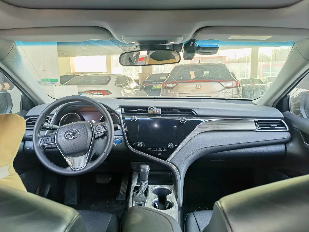 2019 Toyota Camry 2.5L 178HP L4 E-CVT Hybrid,autocango,china used car exporter,china ev exporter,chinese used car exporter,chinese used ev exporter