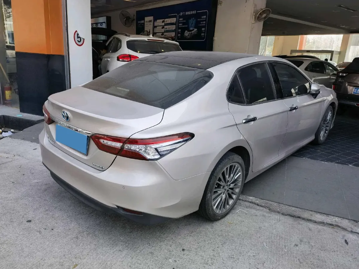 2019 Toyota Camry 2.5L 178HP L4 E-CVT Hybrid,autocango,china used car exporter,china ev exporter,chinese used car exporter,chinese used ev exporter