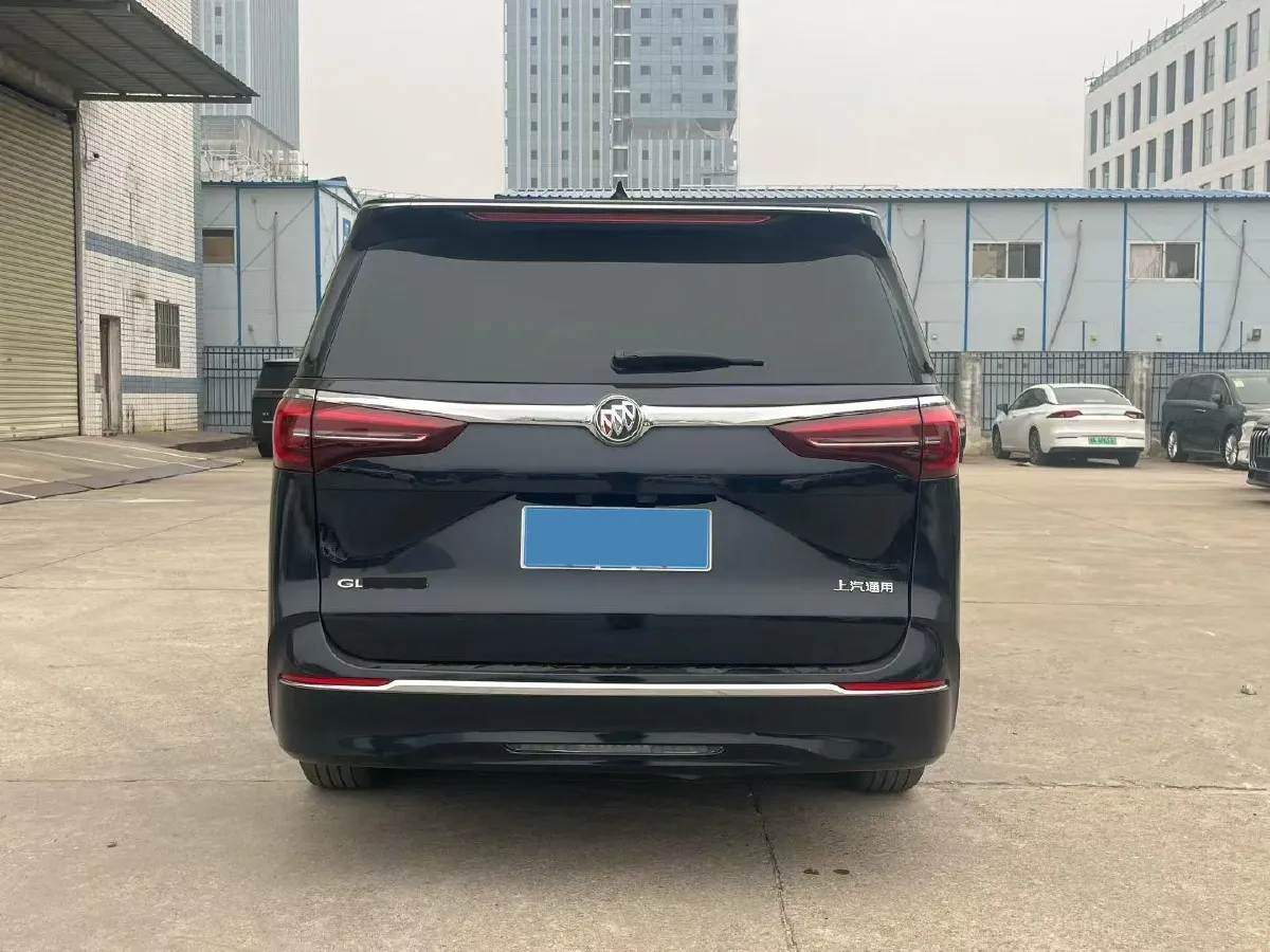 2023 Buick GL8 2.0T 237HP L4 9AT,autocango,china used car exporter,china ev exporter,chinese used car exporter,chinese used ev exporter