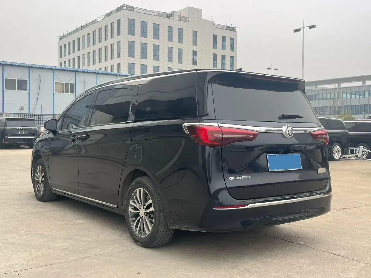 2023 Buick GL8 2.0T 237HP L4 9AT,autocango,china used car exporter,china ev exporter,chinese used car exporter,chinese used ev exporter