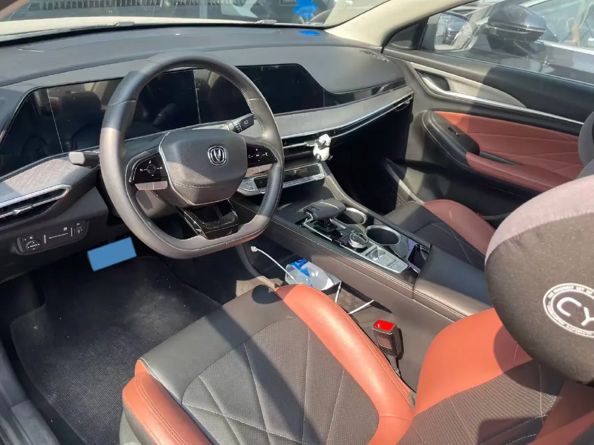 2021 ChangAn Eado 1.4T 160HP L4 7DCT,autocango,china used car exporter,china ev exporter,chinese used car exporter,chinese used ev exporter