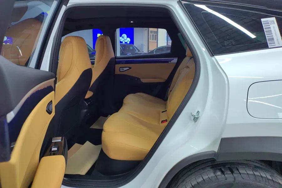 2023 Geely Galaxy L7 1.5T 163HP L4 3DHT PHEV 18.7KWH,autocango,china used car exporter,china ev exporter,chinese used car exporter,chinese used ev exporter