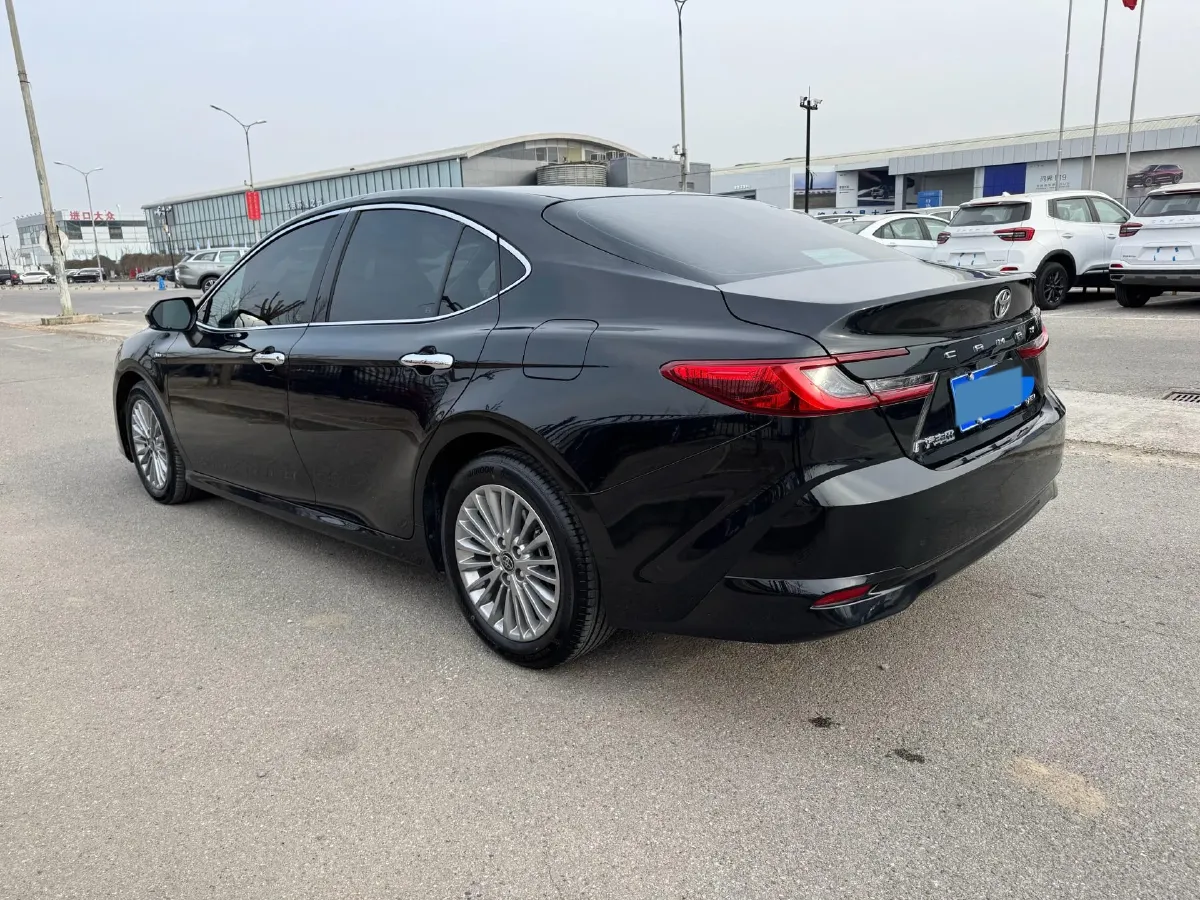 2024 Toyota Camry 2.0L 152HP L4 E-CVT Hybrid,autocango,china used car exporter,china ev exporter,chinese used car exporter,chinese used ev exporter