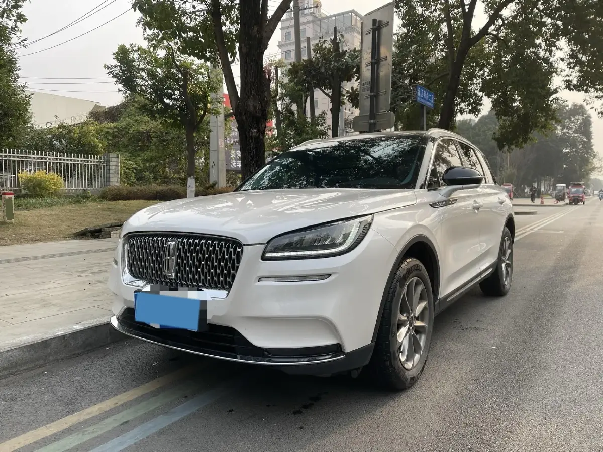 2020 Lincoln Corsair 2.0T 245HP L4 8AT