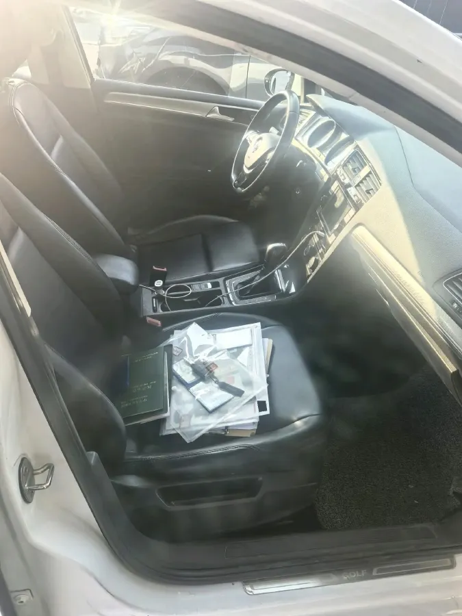 2019 Volkswagen Golf 1.2T 116HP L4 7DCT,autocango,china used car exporter,china ev exporter,chinese used car exporter,chinese used ev exporter