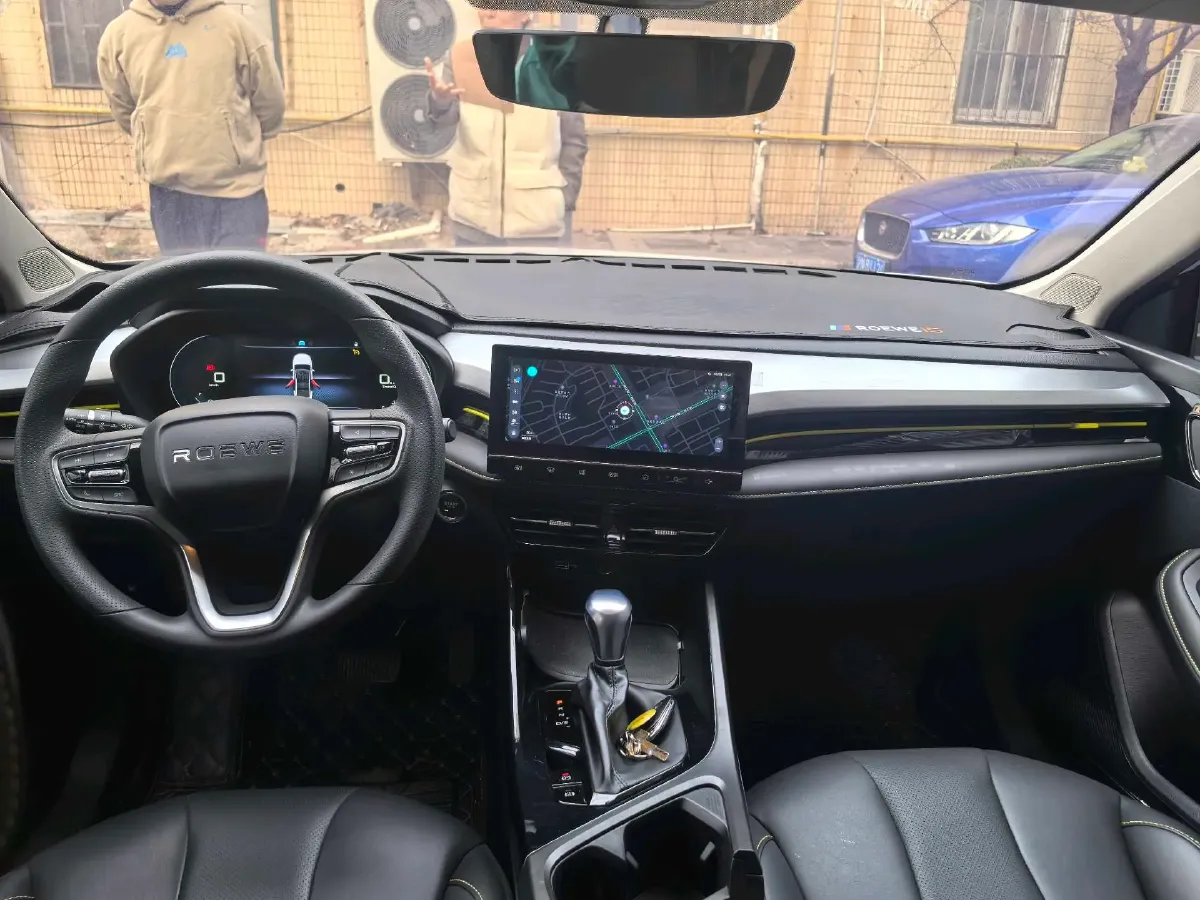 2021 Roewe i5 1.5L 120HP L4 CVT,autocango,china used car exporter,china ev exporter,chinese used car exporter,chinese used ev exporter