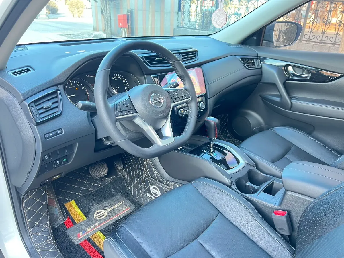 2023 Nissan X-Trail 2.0L 151HP L4 CVT,autocango,china used car exporter,china ev exporter,chinese used car exporter,chinese used ev exporter