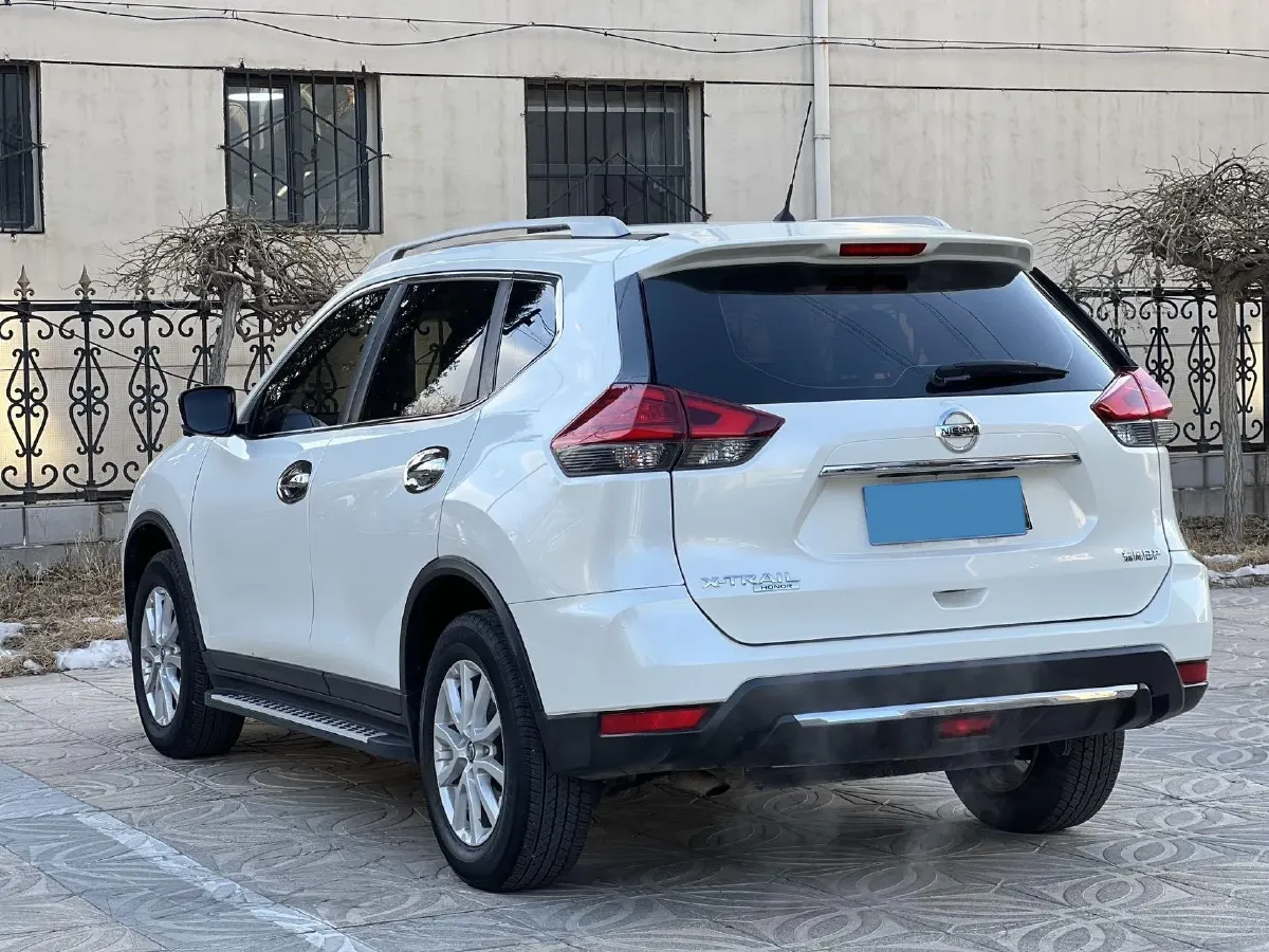 2023 Nissan X-Trail 2.0L 151HP L4 CVT,autocango,china used car exporter,china ev exporter,chinese used car exporter,chinese used ev exporter