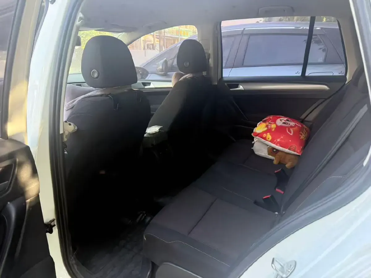 2018 Volkswagen Golf Sportsvan 1.6L 110HP L4 6AT,autocango,china used car exporter,china ev exporter,chinese used car exporter,chinese used ev exporter